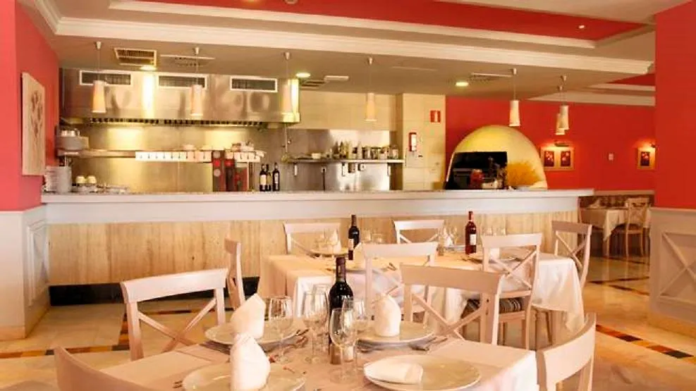 Holiday World Resort Benalmadena Hotel