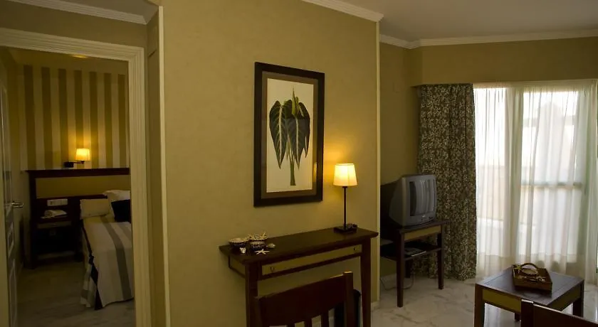 Hotel Holiday World Resort Benalmadena