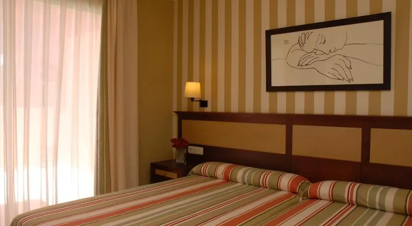 Holiday World Resort Benalmadena 4*,