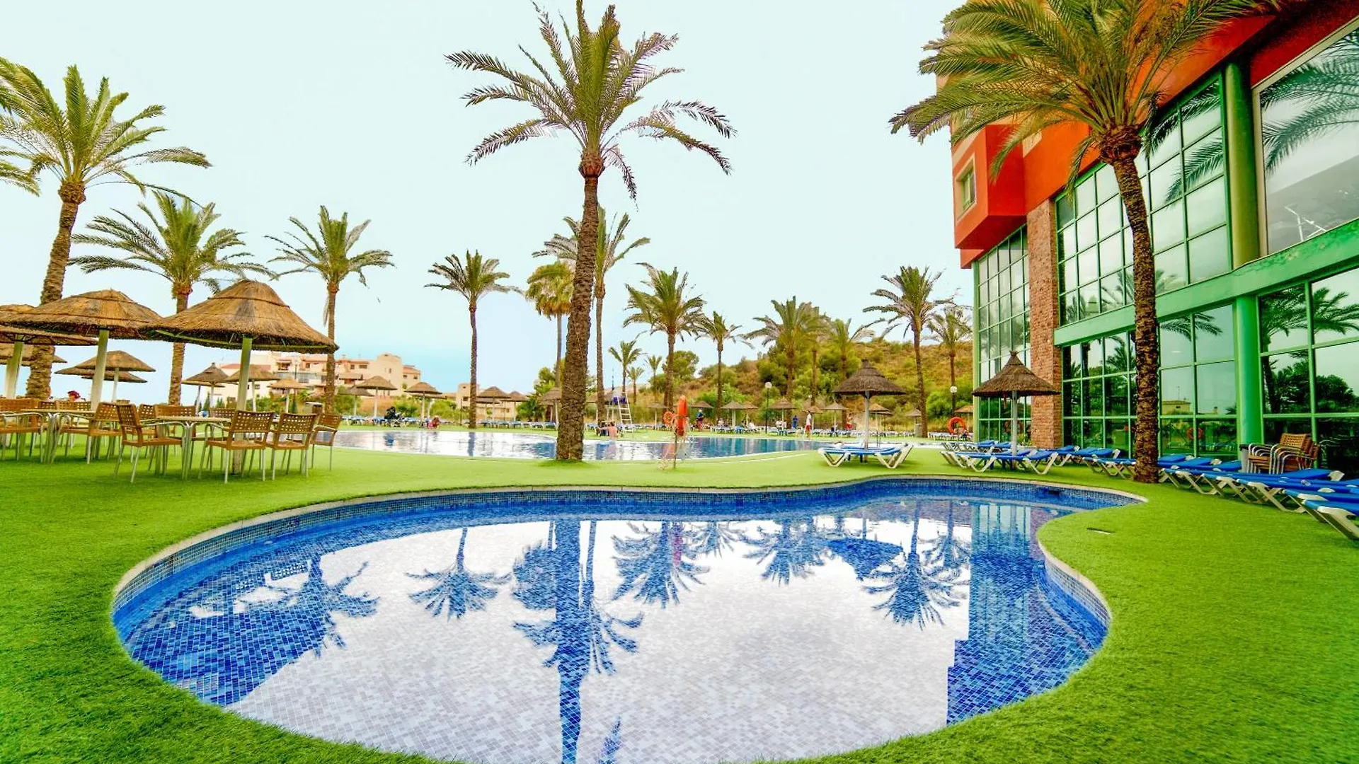 Holiday World Resort Benalmadena 4*,
